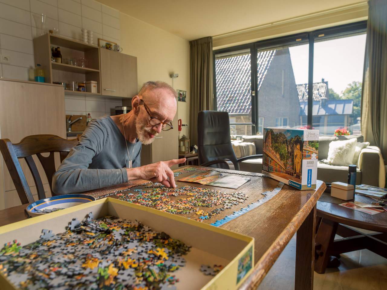 Puzzelen in appartement Epe Rütli