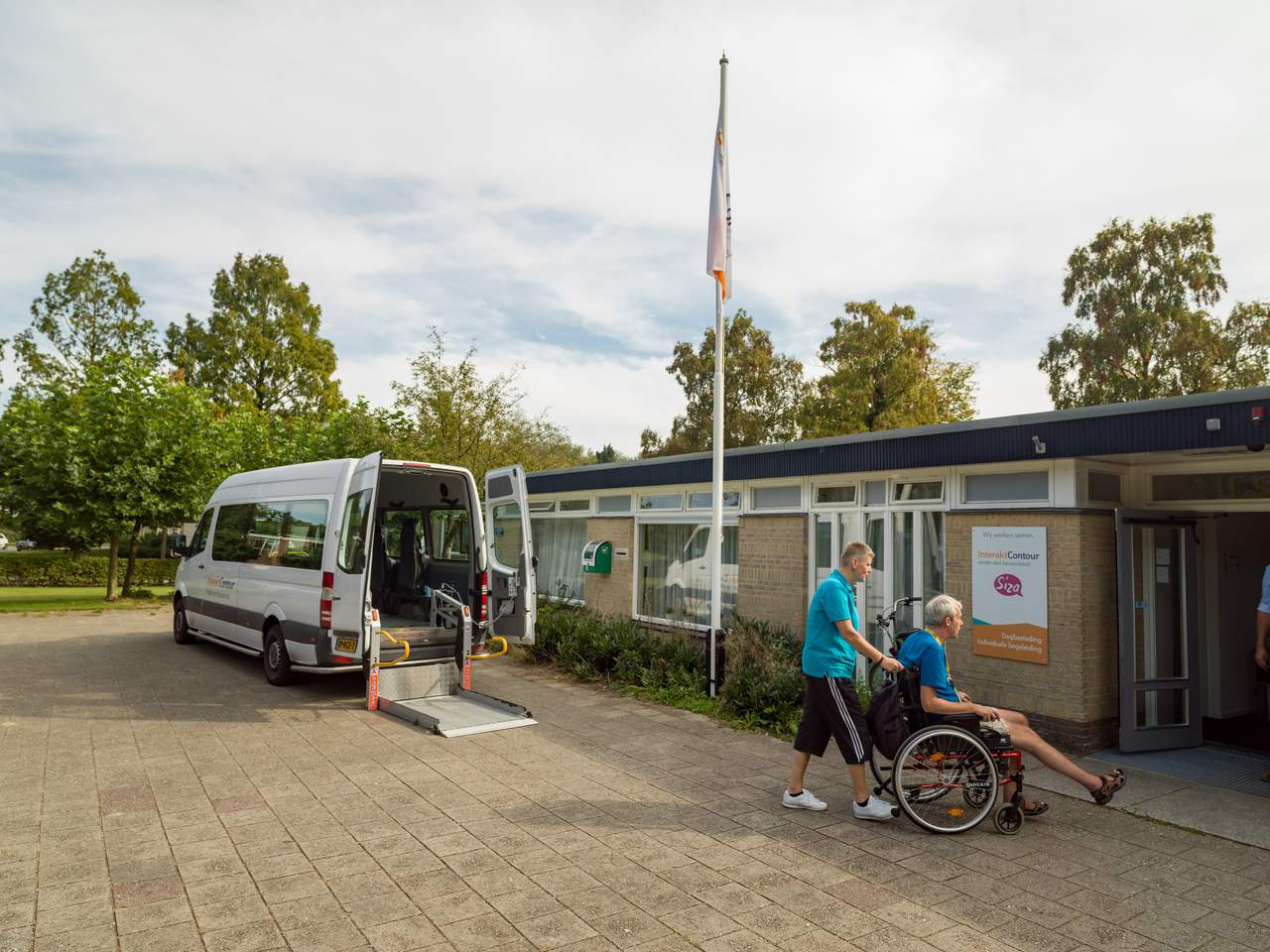 Taxivervoer om naar de dagbesteding te komen