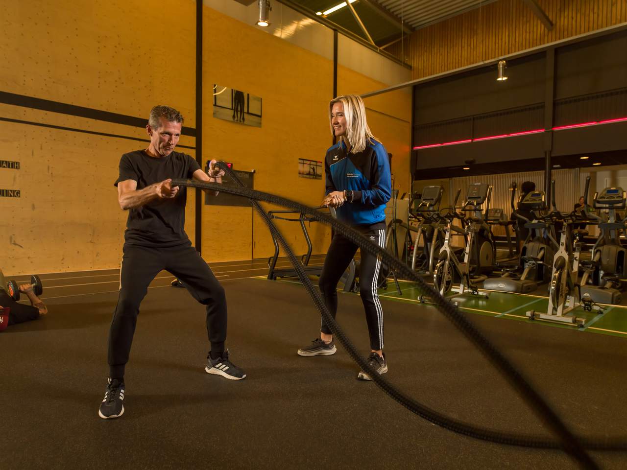 Fit en vitaal, sporten in de sportzaal (2)