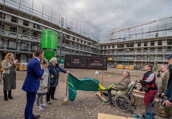 Eerste steenlegging nieuwbouw InteraktContour Enschede