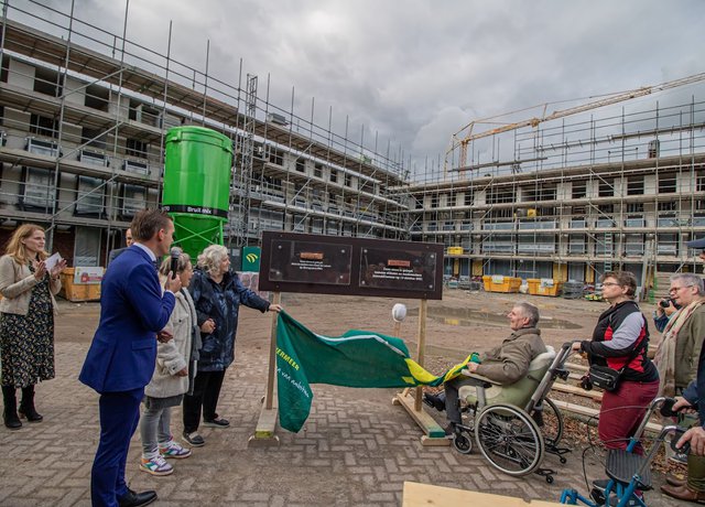 Eerste steenlegging nieuwbouw InteraktContour Enschede