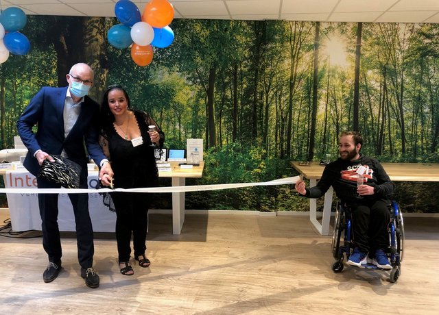 Feestelijke opening van de uitleenservice